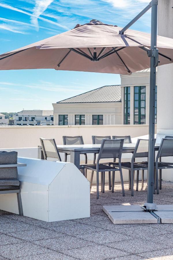 Penthouse Luxe Disneyland Paris Шеси Экстерьер фото