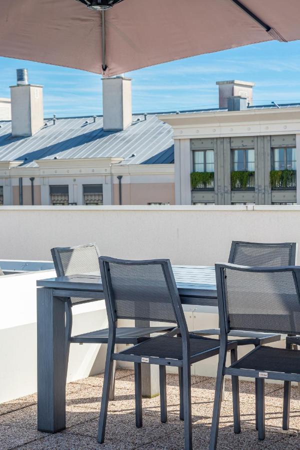 Penthouse Luxe Disneyland Paris Шеси Экстерьер фото